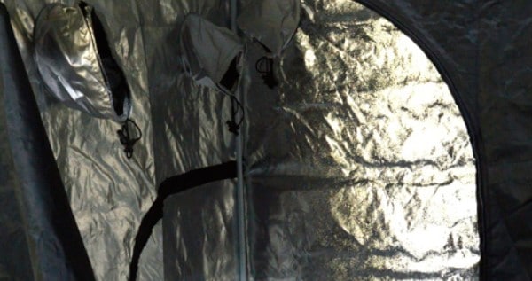 Grow tents