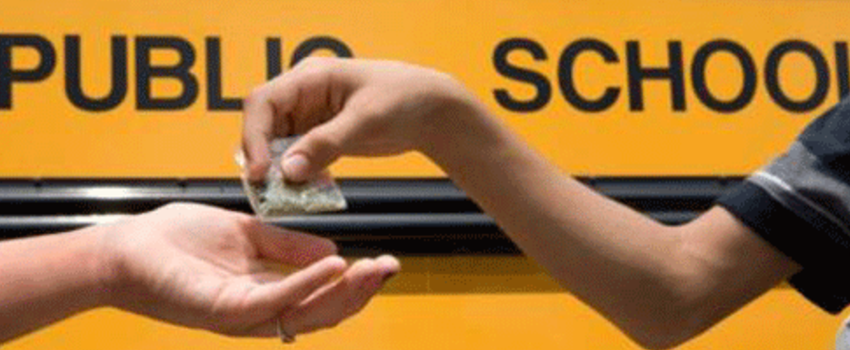 Selling_Marijuana_001