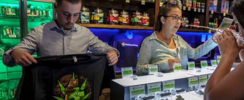 Links to consulting companies that can help open a marijuana dispensary in California